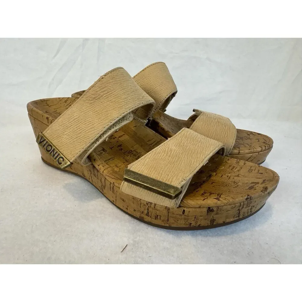 Vionic Pepper Womens Size 8 Wedge Sandals Beige Leather Adjustable Strap